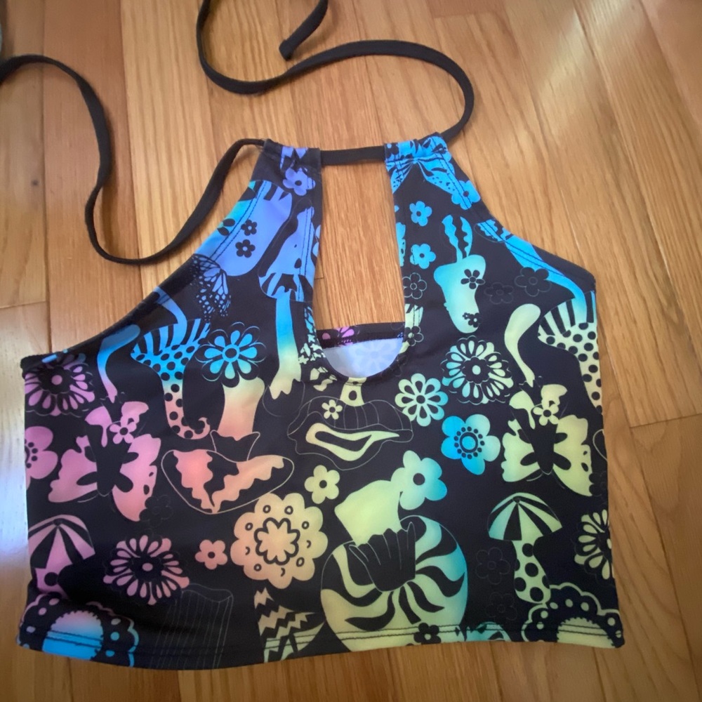 Crop top